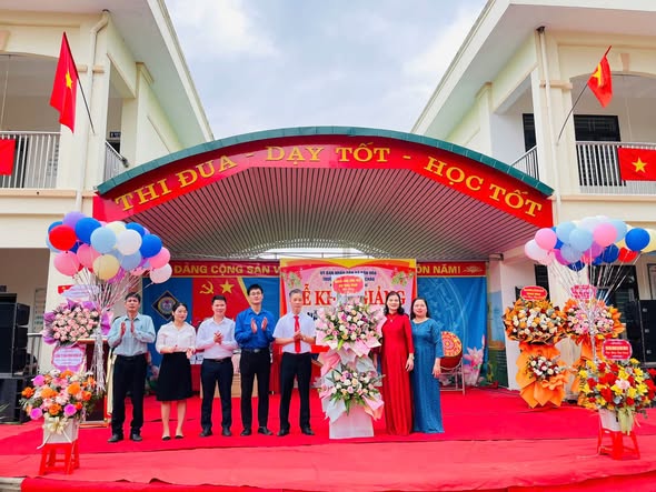 TRƯỜNG TIỂU HỌC LIÊN CHÂU (TÂN – LIÊN – HỒNG) HÂN HOAN CHÀO ĐÓN NĂM HỌC MỚI 2026–2027