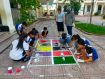 Vẽ trò chơi trên sân trường