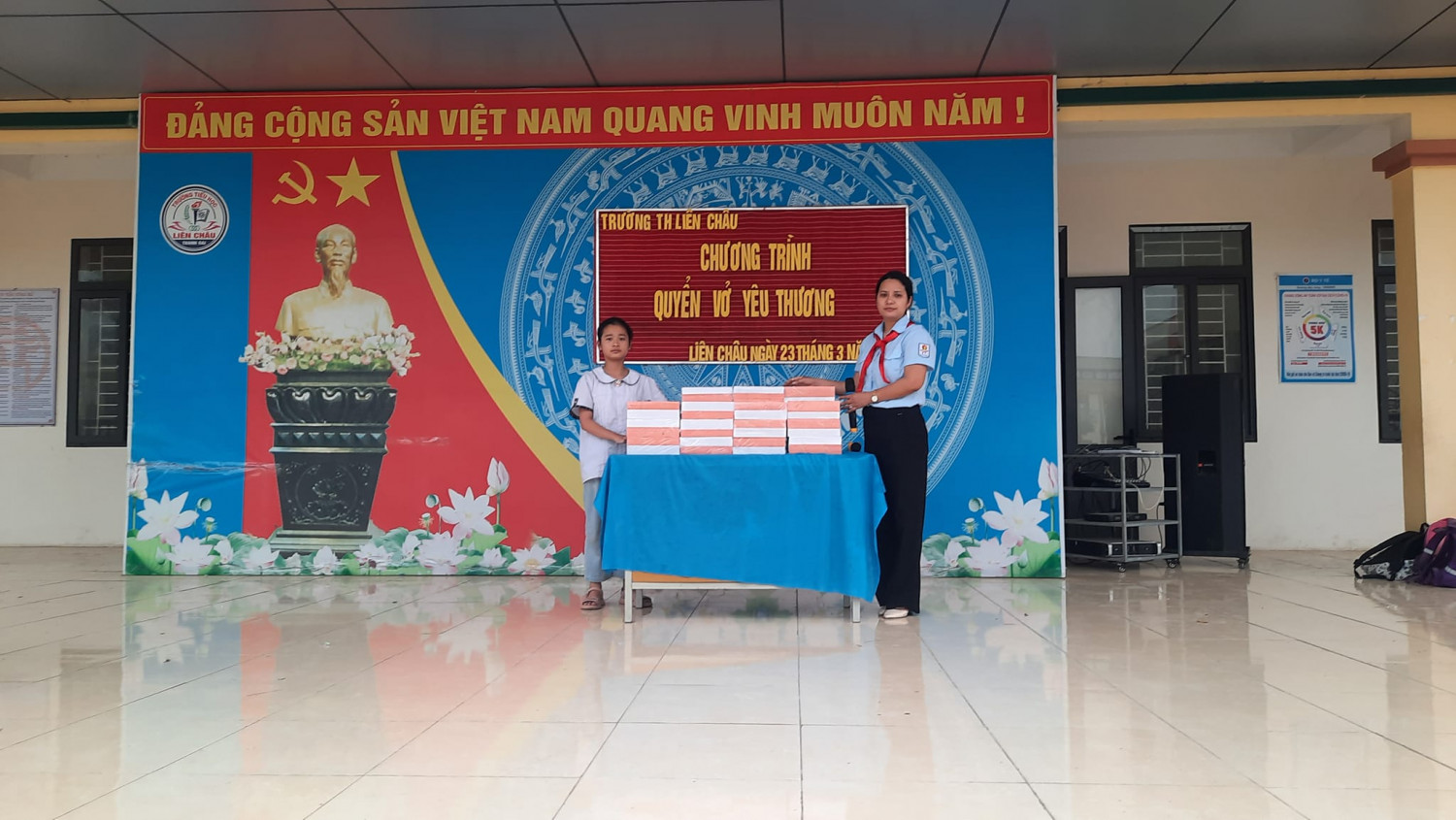 Hội thu chương trình "Quyển vở yêu thương" năm học 2022-2023