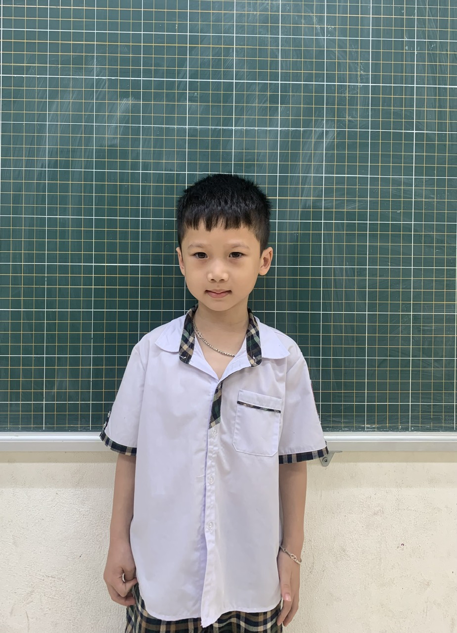 Đào Quang Huy lớp 1B Giải nhất khối 1